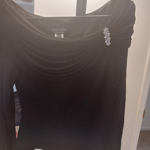 Black blouse - Picture 1 of 5